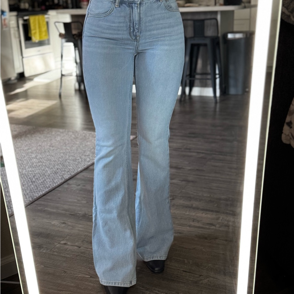 Zara flare split hem jeans size 2 high rise light wash